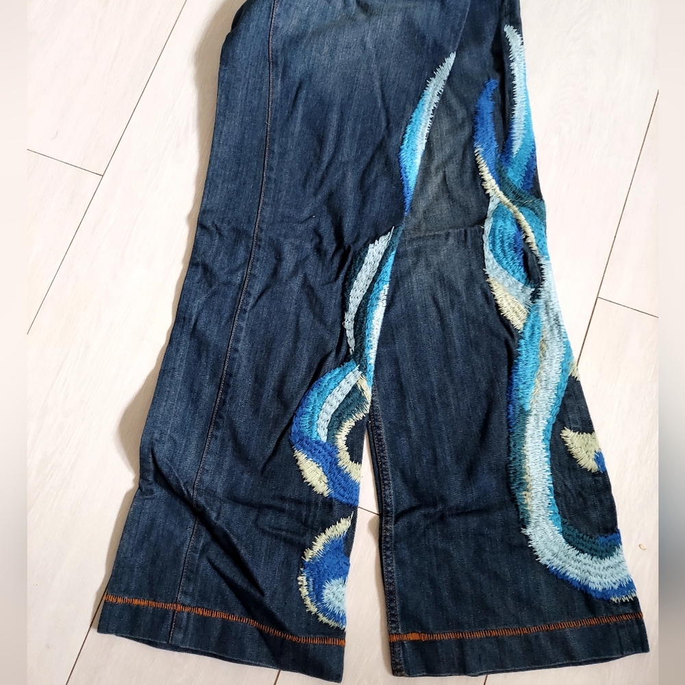 Oilily nwt summer of love embroidery Jeans